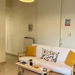 Apartment 100 Meters From The Sea *