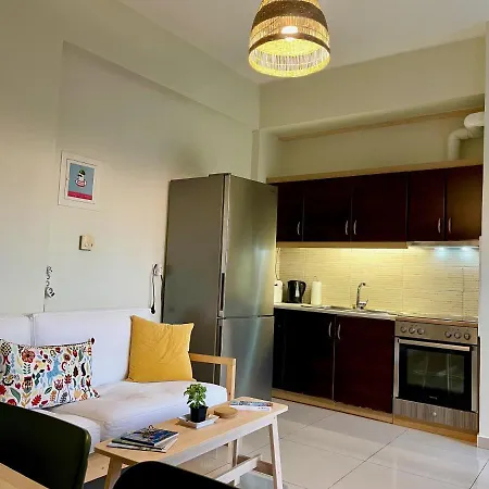 100 Meters From The Sea *