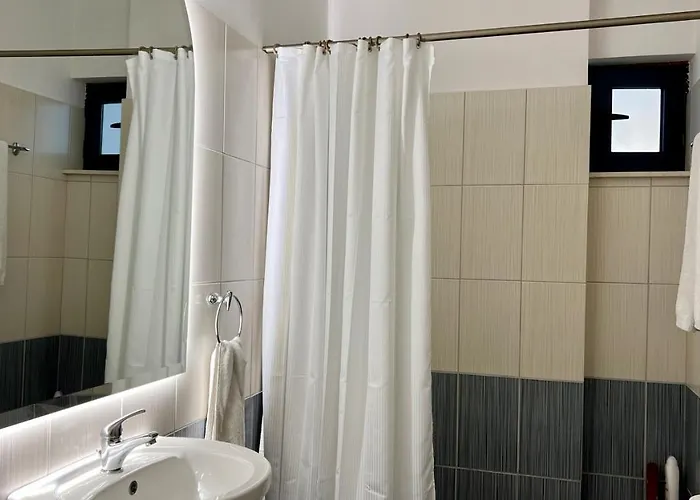 100 Meters From The Sea Apartment *