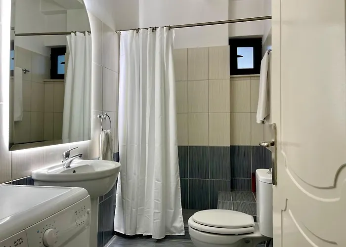 100 Meters From The Sea * Xylokastro