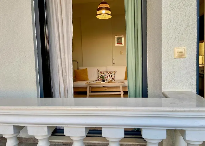 100 Meters From The Sea Xylokastro