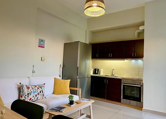 100 Meters From The Sea *