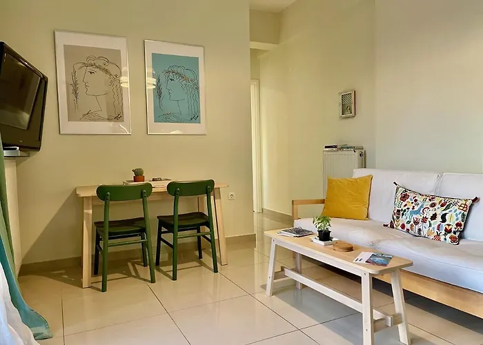 Apartment 100 Meters From The Sea *