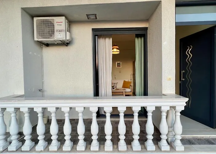 100 Meters From The Sea Apartment Xylokastro